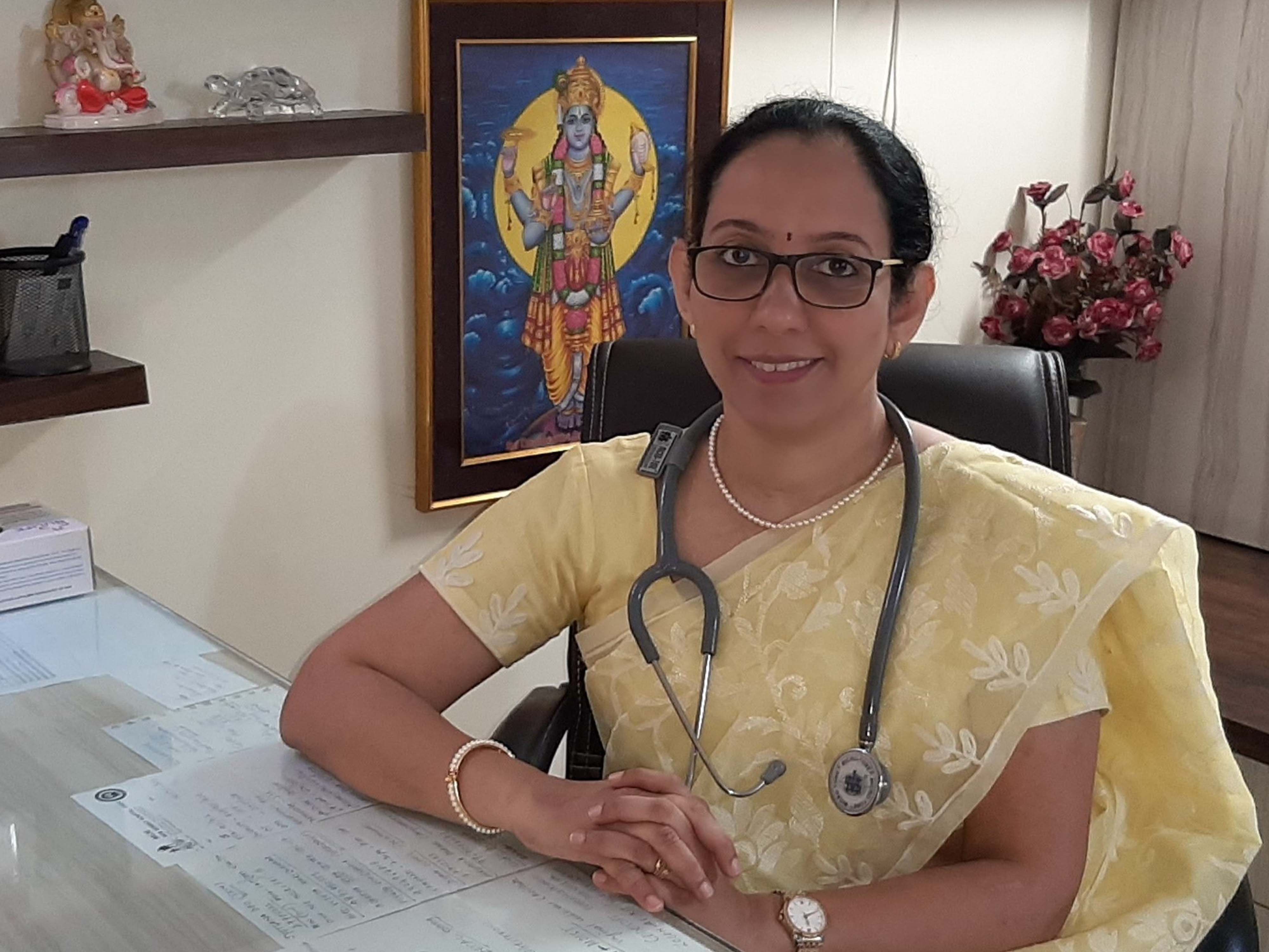 obstetrician and gynecologist in nerul, navi mumbai - dr sabrina mhapankar
