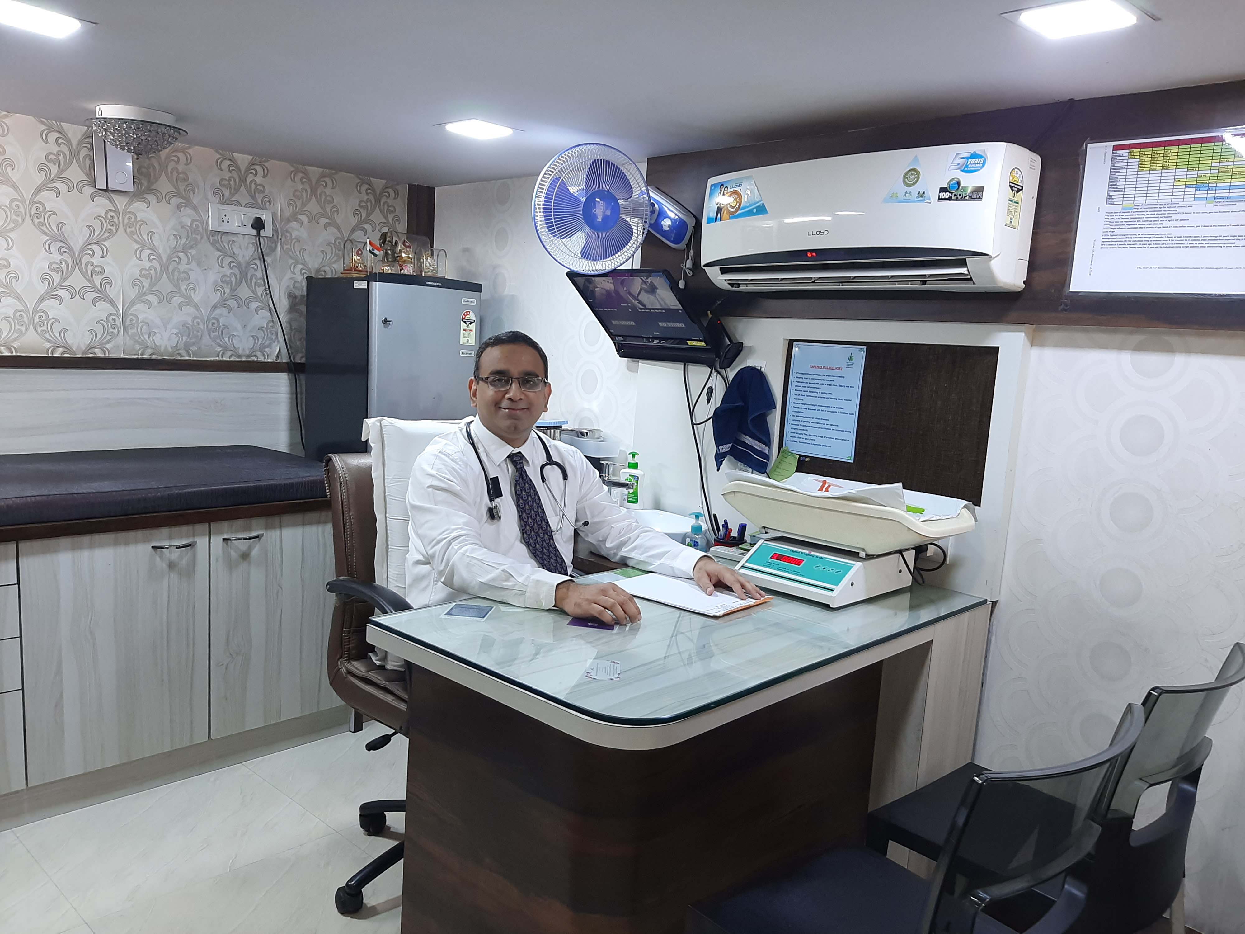 pediatrician and neonatologist in nerul navi mumbai - dr abhijit mhapankar